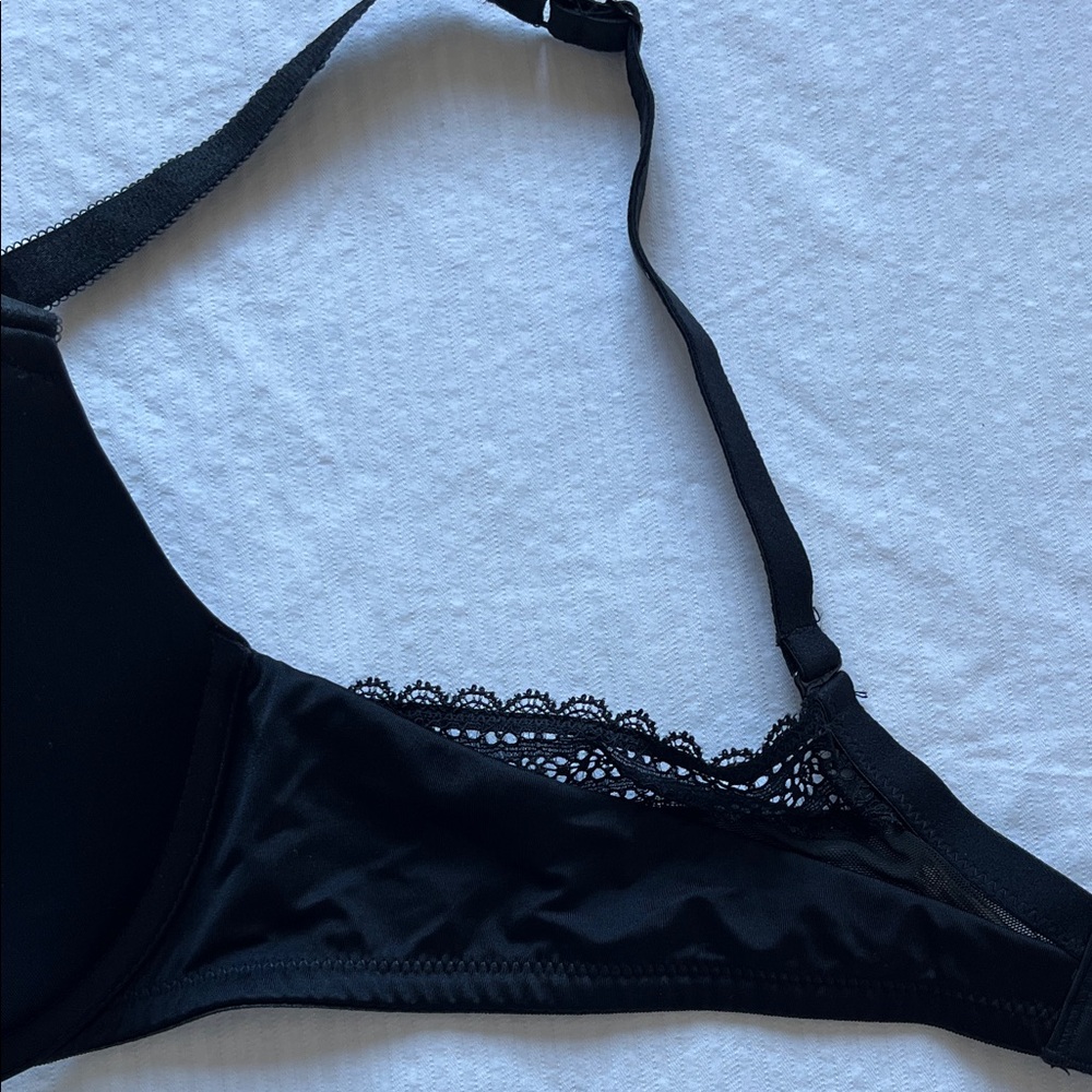 Black Lace Bra Set - Picture 3 of 8